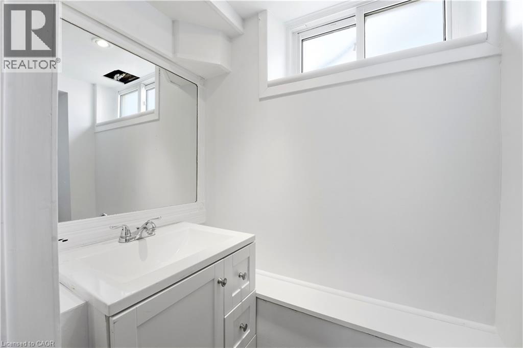 1110 Eagle Street N, Cambridge, Ontario  N3H 1C7 - Photo 14 - 40818420