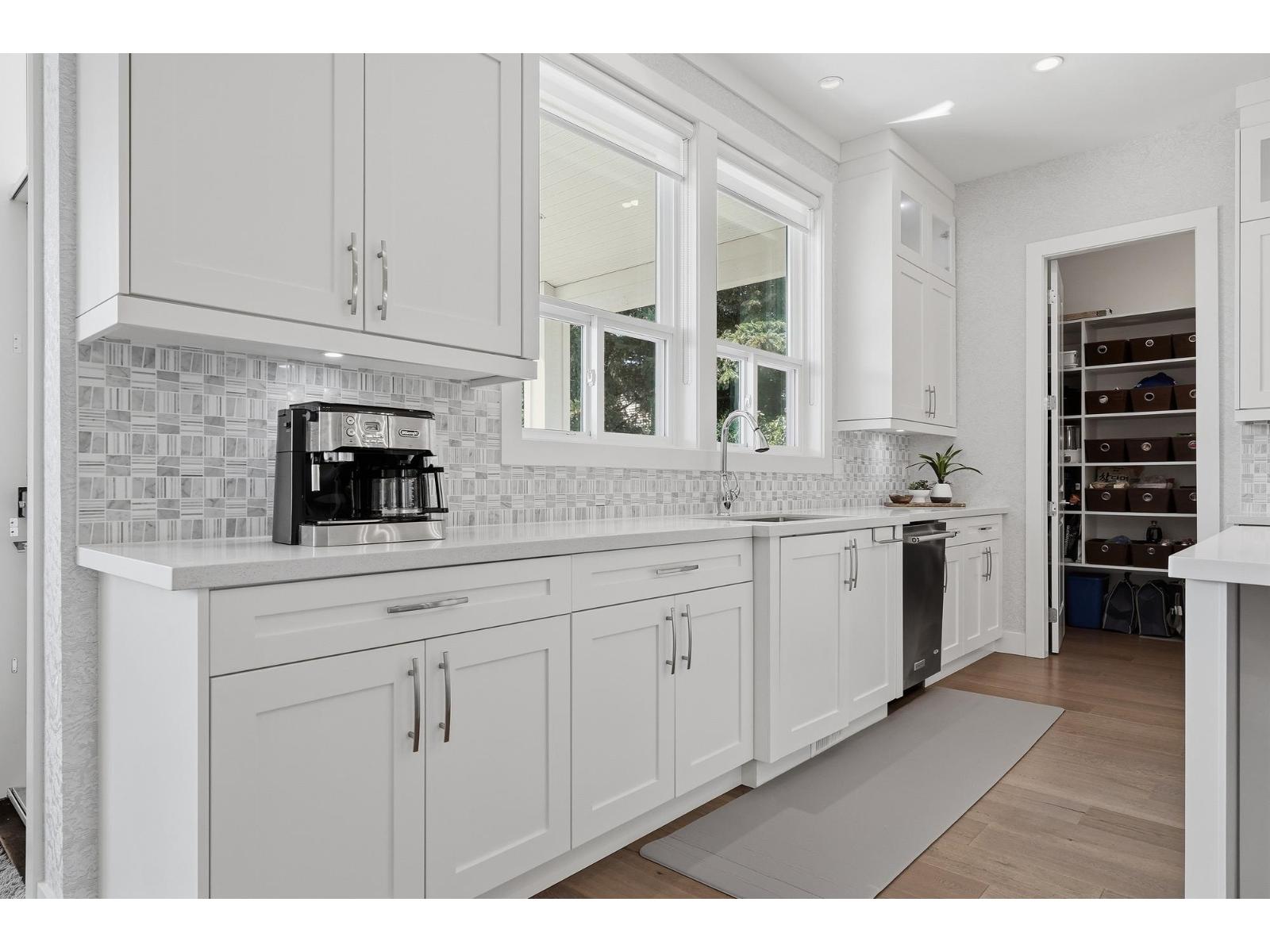 19736 71a Avenue, Langley, British Columbia  V2Y 3G8 - Photo 10 - R3115645