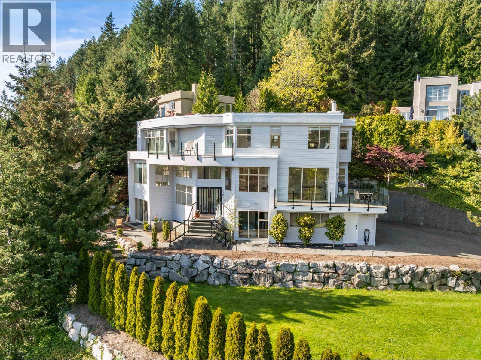 4809 NORTHWOOD PLACE, west vancouver, British Columbia