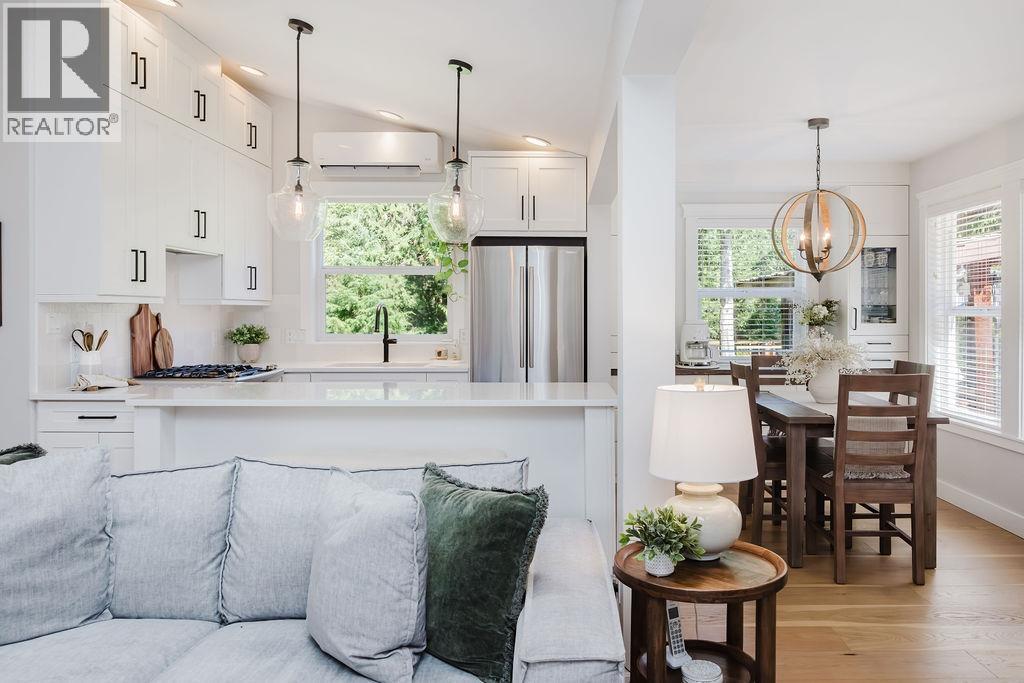 115 Williamsons Landing Road, Gibsons, British Columbia  V0N 1V6 - Photo 16 - R3115916