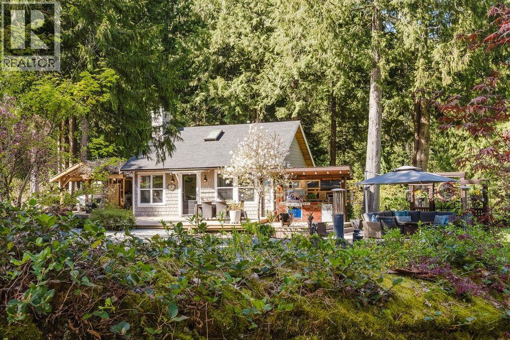 115 Williamsons Landing Road, Gibsons, British Columbia  V0N 1V6 - Photo 4 - R3115916