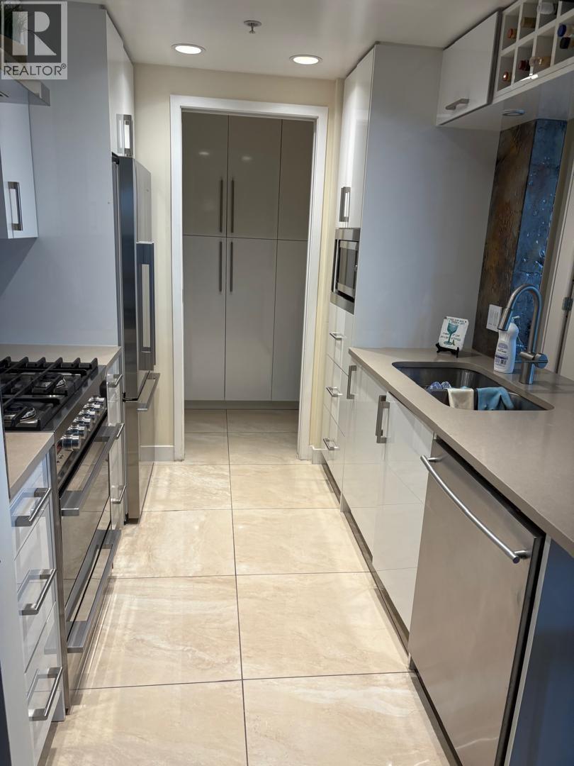 38** 1402 1408 Strathmore Mews, Vancouver, British Columbia  V6Z 3A9 - Photo 9 - R3115889