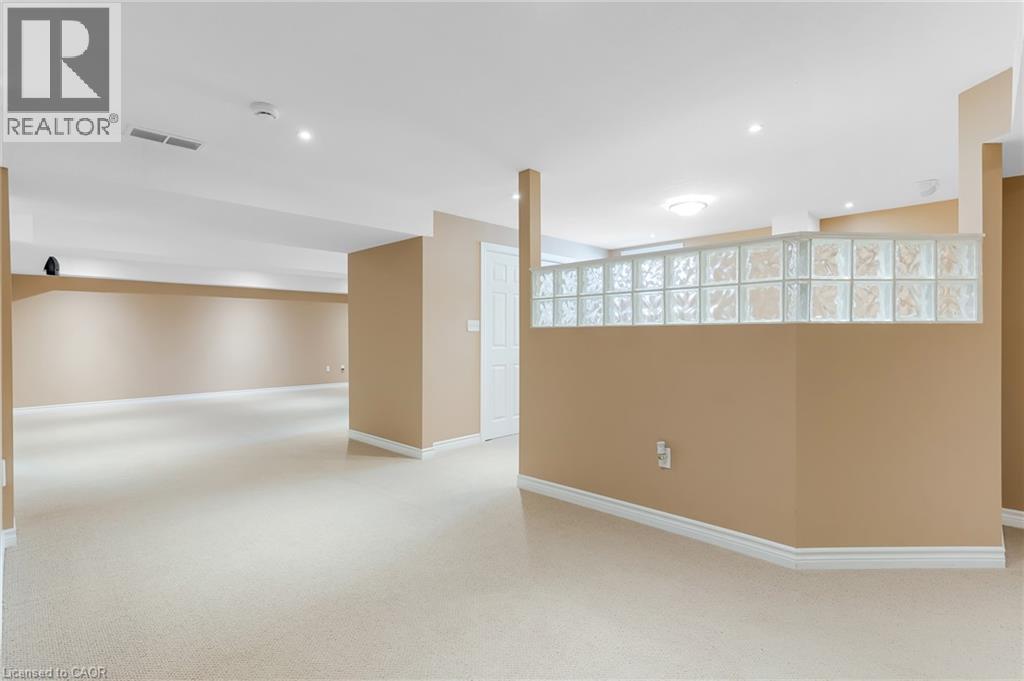 227 Chestnut Hill Crescent, Kitchener, Ontario  N2P 2X3 - Photo 32 - 40821380