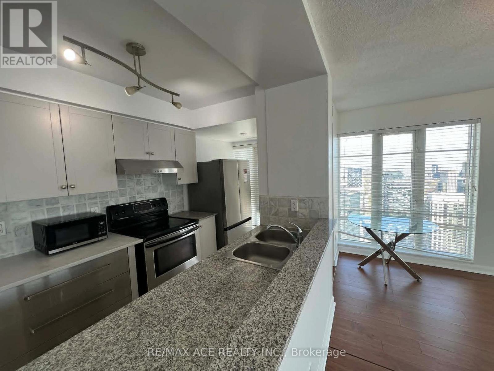 4004 - 210 Victoria Street, Toronto, Ontario  M5B 2R3 - Photo 10 - C13032218