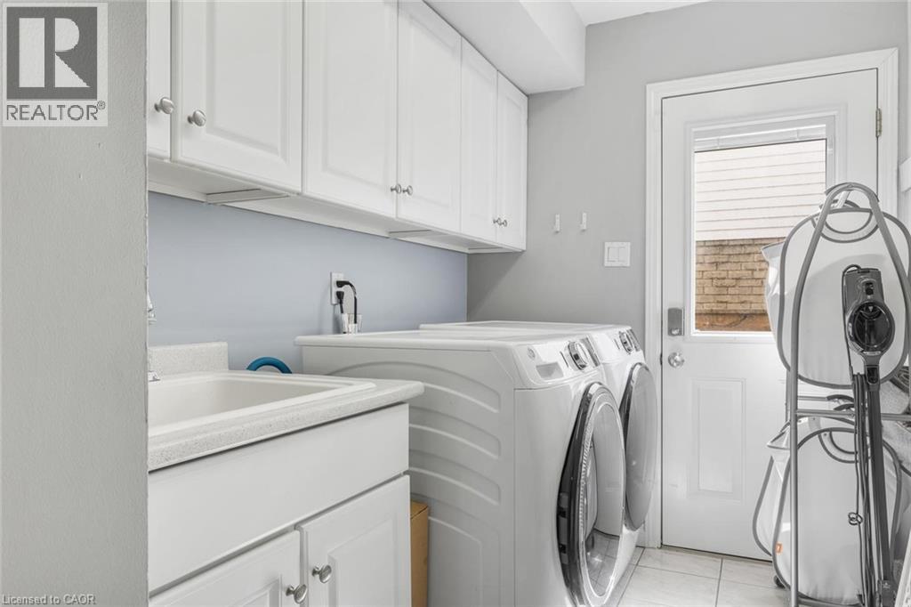 2474 Cavendish Drive, Burlington, Ontario  L7P 3T8 - Photo 11 - 40820093