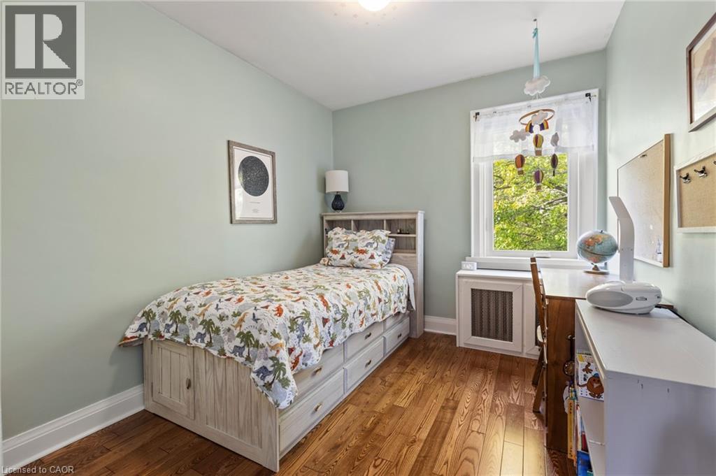 2 Lankin Boulevard, East York, Ontario  M4J 4W8 - Photo 27 - 40819638