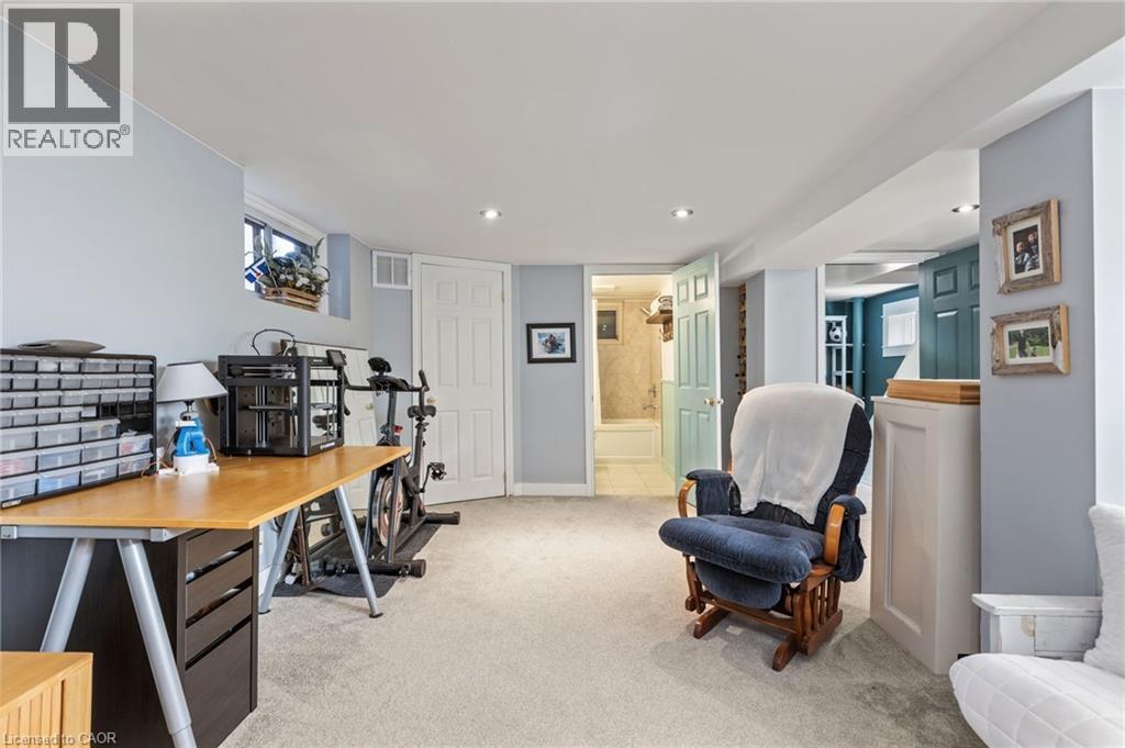 2 Lankin Boulevard, East York, Ontario  M4J 4W8 - Photo 40 - 40819638