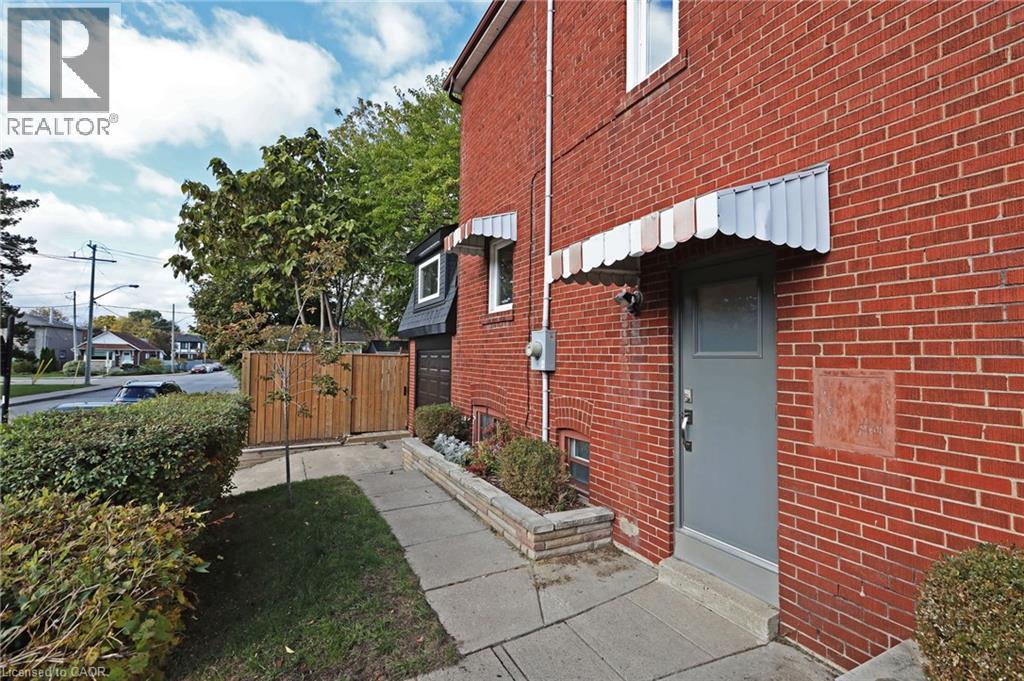 2 Lankin Boulevard, East York, Ontario  M4J 4W8 - Photo 42 - 40819638