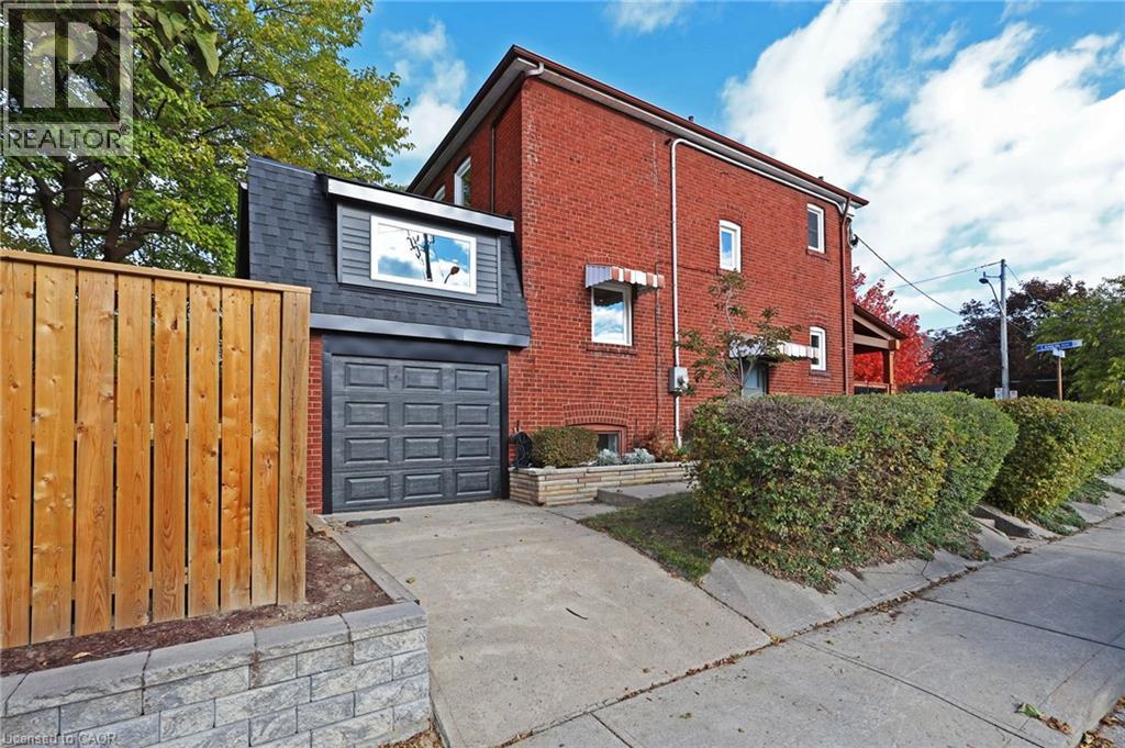 2 Lankin Boulevard, East York, Ontario  M4J 4W8 - Photo 43 - 40819638