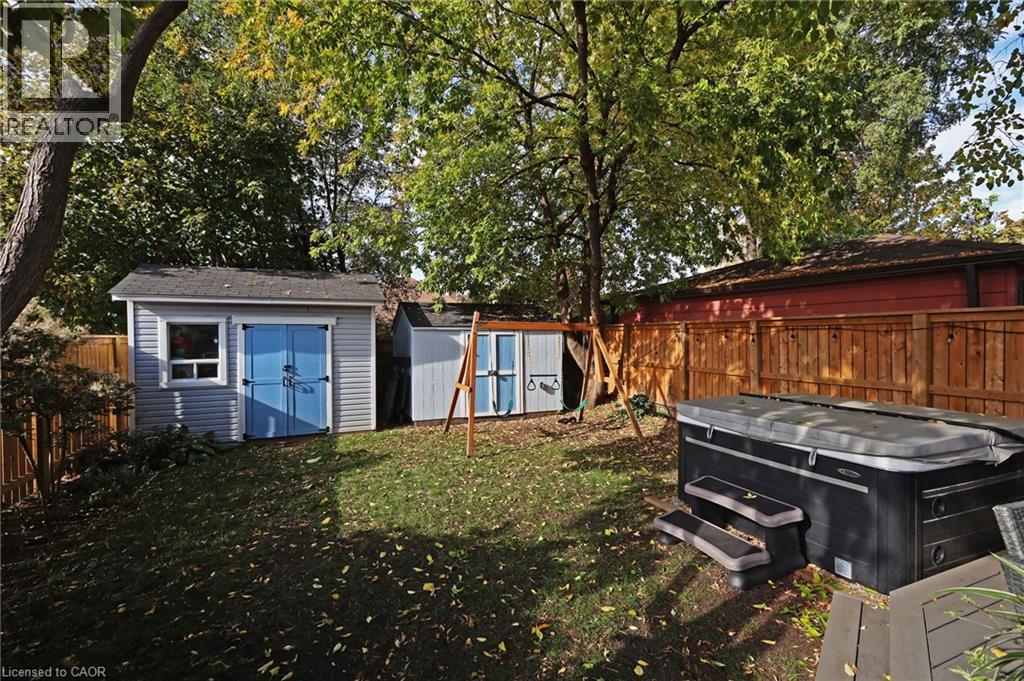 2 Lankin Boulevard, East York, Ontario  M4J 4W8 - Photo 48 - 40819638