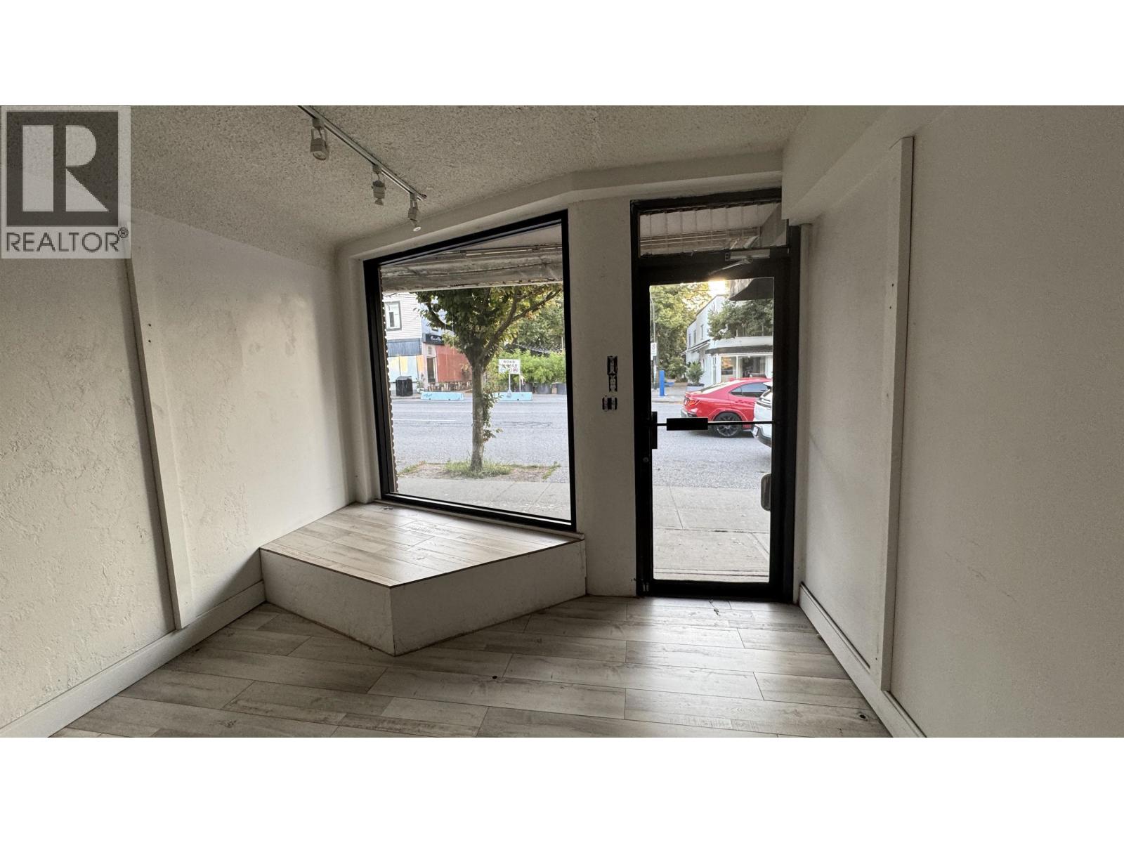 3712 MAIN STREET, vancouver, British Columbia