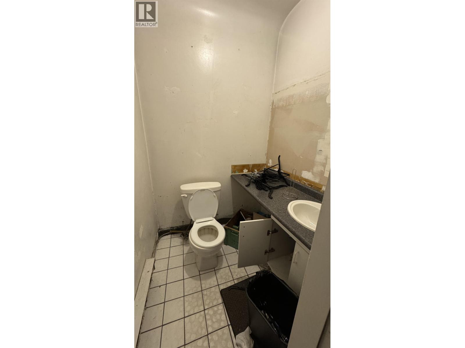 3712 Main Street, Vancouver, British Columbia  V5V 3N7 - Photo 4 - C8078221