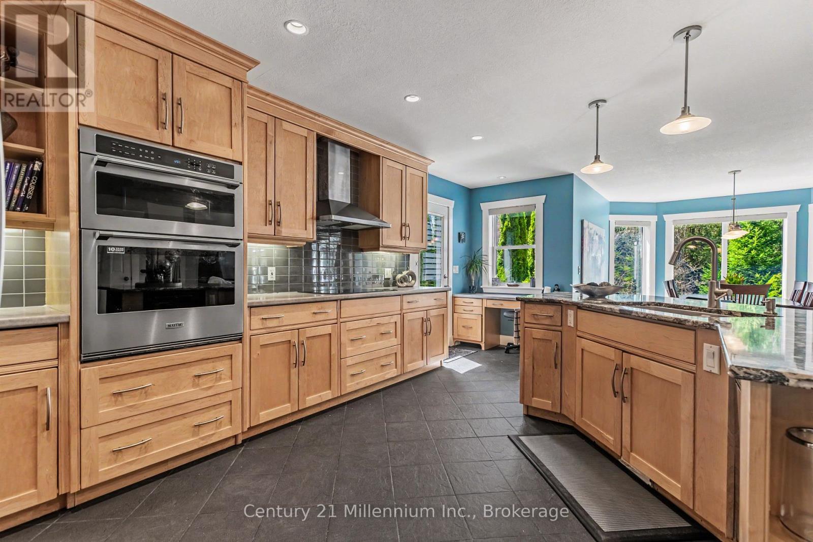 237 Summerhill Road, Saugeen Shores, Ontario  N0H 2L0 - Photo 17 - X13047192