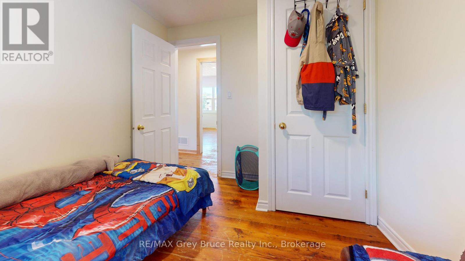 937 4th Avenue E, Owen Sound, Ontario  N4K 2N9 - Photo 15 - X13047208