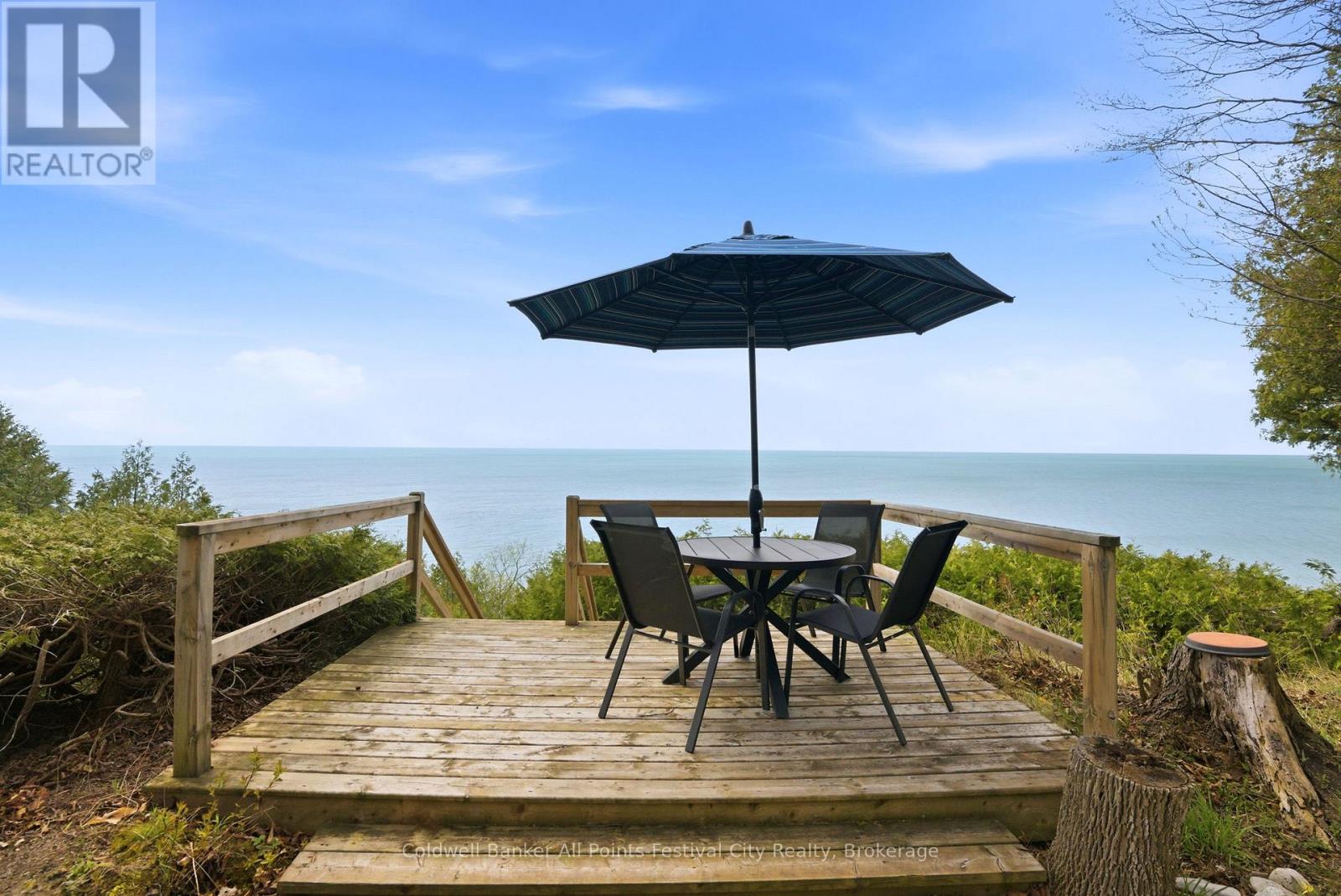 74515 Woodland Drive, Bluewater, Ontario  N0M 1G0 - Photo 2 - X13047252