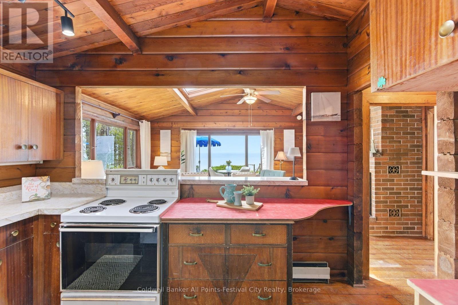 74515 Woodland Drive, Bluewater, Ontario  N0M 1G0 - Photo 5 - X13047252