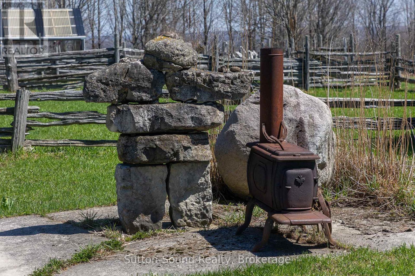 396669 2 Concession, Chatsworth, Ontario  N0H 1R0 - Photo 39 - X13047264