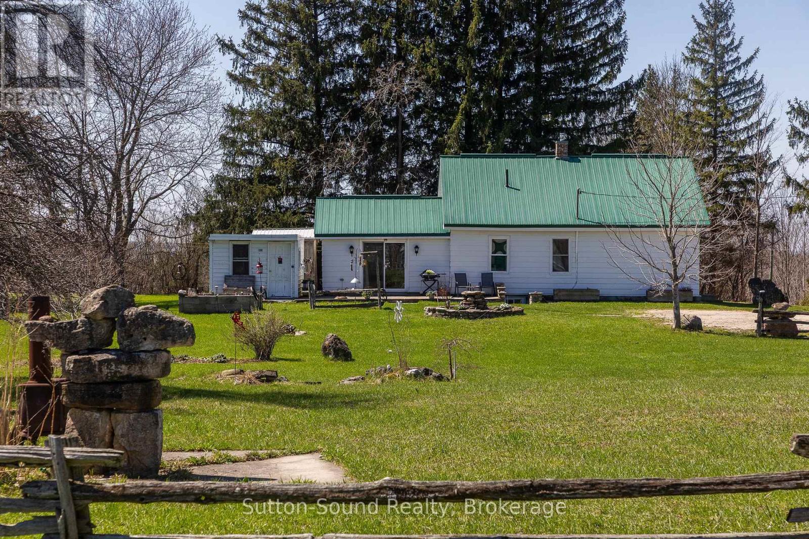 396669 2 Concession, Chatsworth, Ontario  N0H 1R0 - Photo 40 - X13047264