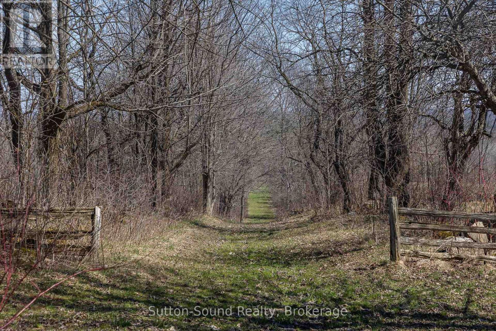 396669 2 Concession, Chatsworth, Ontario  N0H 1R0 - Photo 8 - X13047264