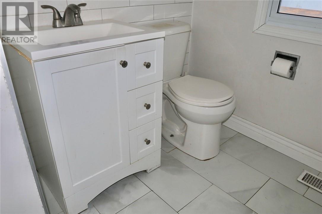 62 Gill Street, Sudbury, Ontario  P3E 1W5 - Photo 11 - 2127326