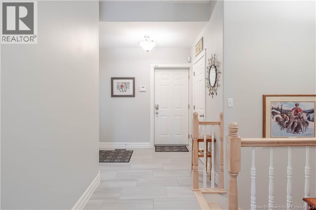 48 Waterford Lane, Fredericton, New Brunswick  E3A 0E2 - Photo 2 - NB137761