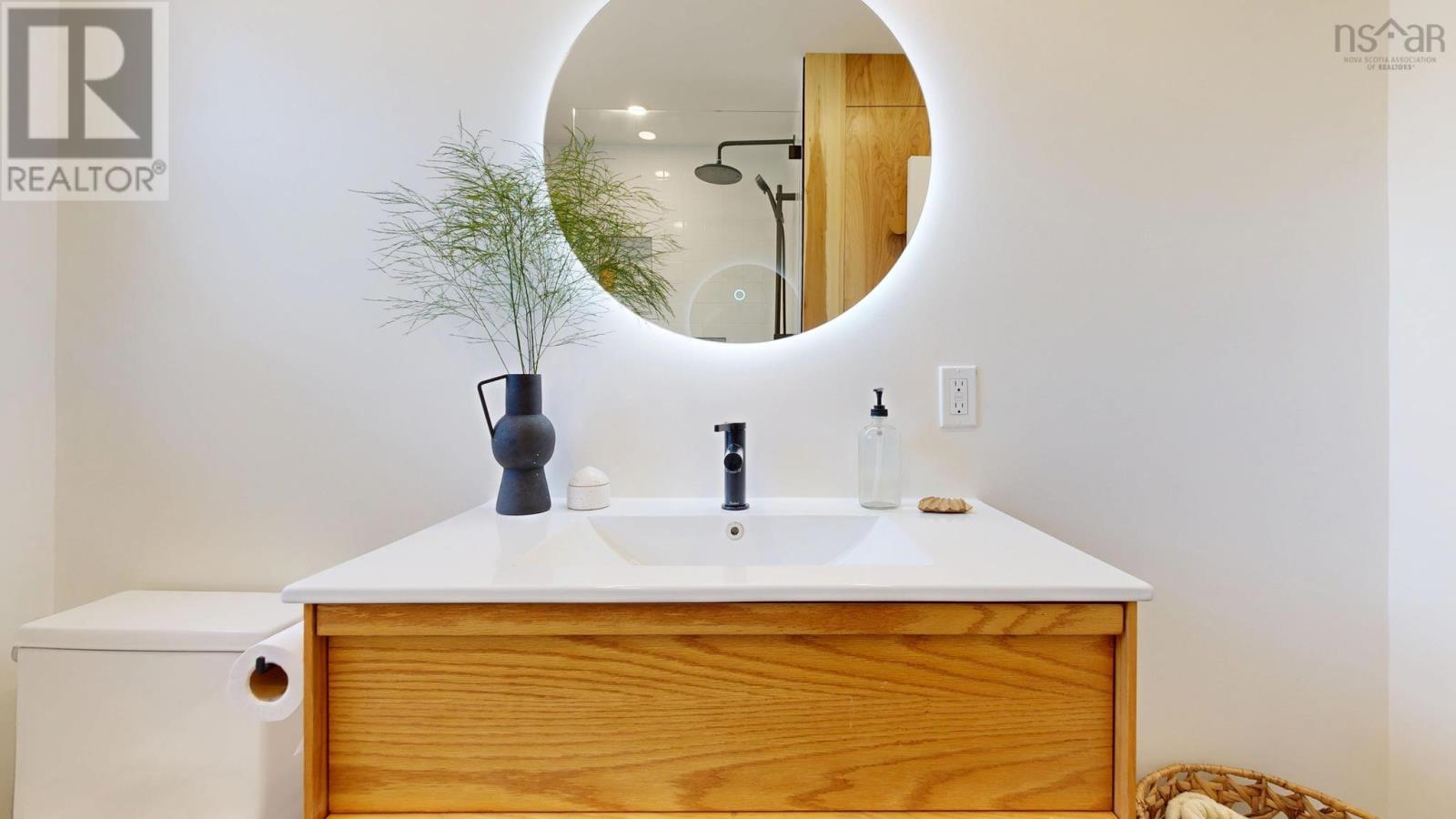 88 Hillcrest Street, Bridgewater, Nova Scotia  B4T 1T3 - Photo 21 - 202608188