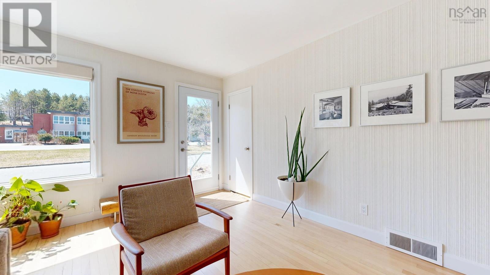 88 Hillcrest Street, Bridgewater, Nova Scotia  B4T 1T3 - Photo 8 - 202608188