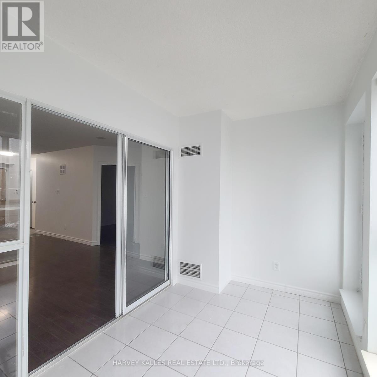 206 - 600 Queens Quay, Toronto, Ontario  M5V 3M3 - Photo 17 - C13047198