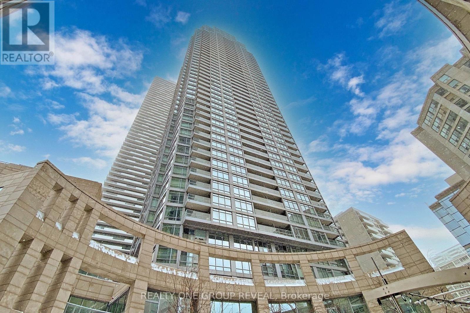 3707 - 2191 Yonge Street, Toronto, Ontario  M4S 3H8 - Photo 2 - C13047210