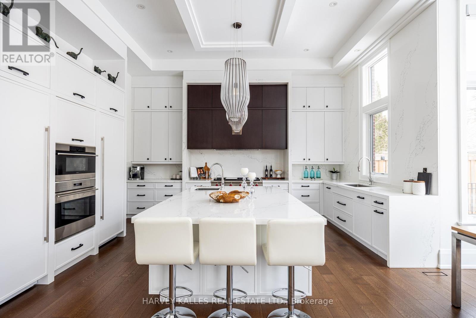 264 Cortleigh Boulevard, Toronto, Ontario  M5N 1P7 - Photo 9 - C13047258