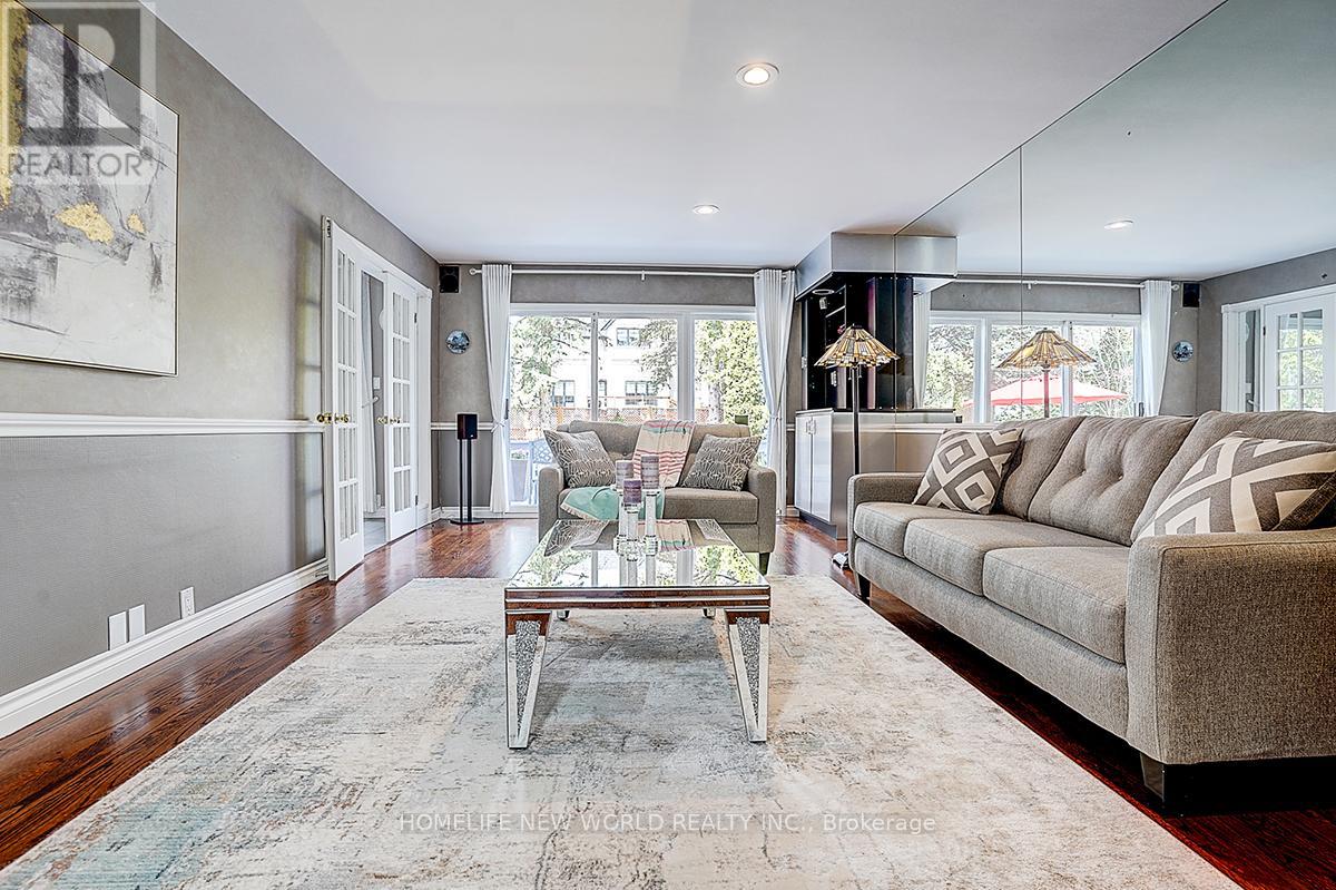 594 Woburn Avenue, Toronto, Ontario  M5M 1L9 - Photo 15 - C13047310