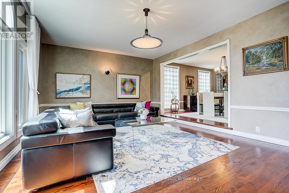 594 Woburn Avenue, Toronto, Ontario  M5M 1L9 - Photo 7 - C13047310