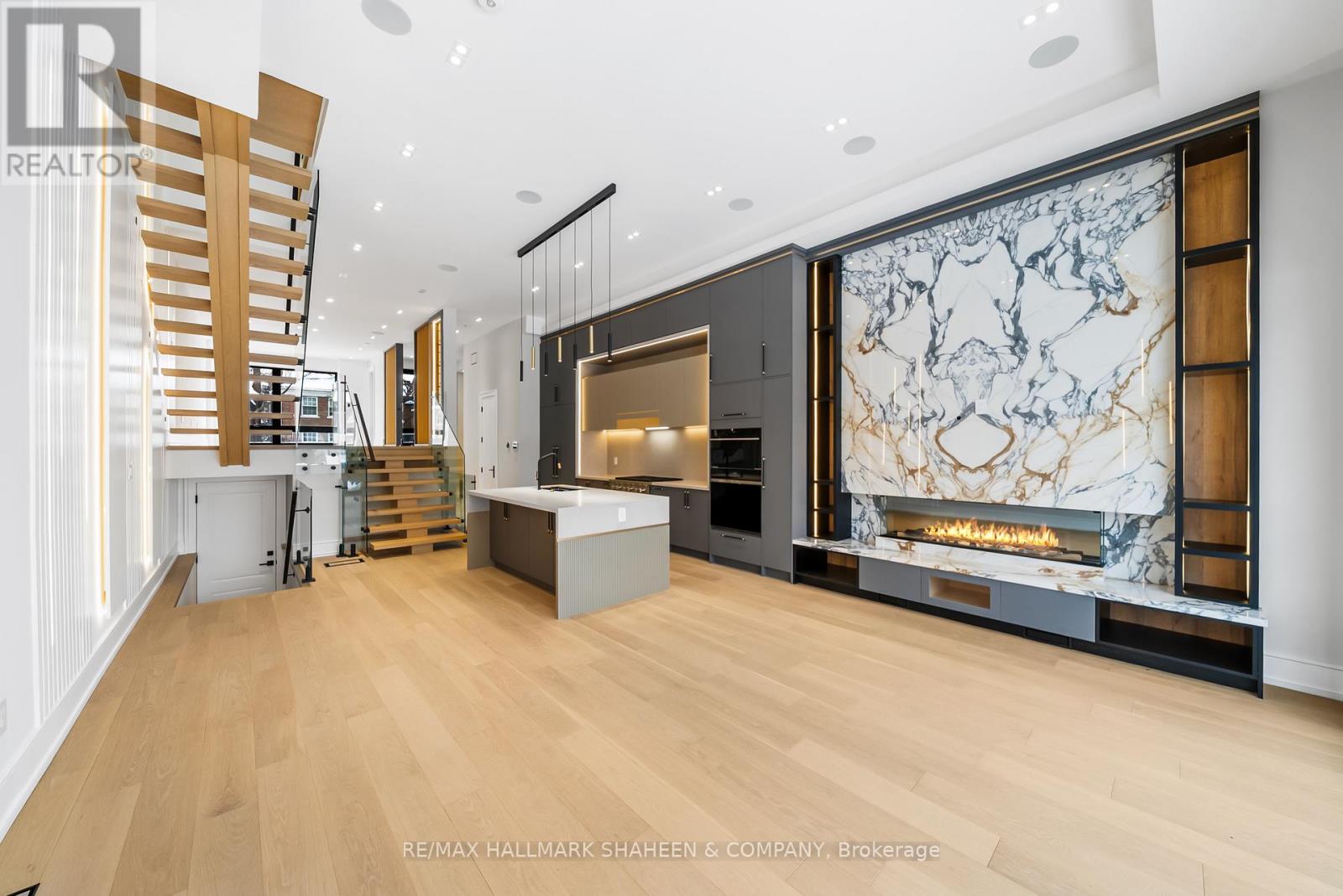 116 Briar Hill Avenue, Toronto, Ontario  M4R 1H9 - Photo 11 - C13047320