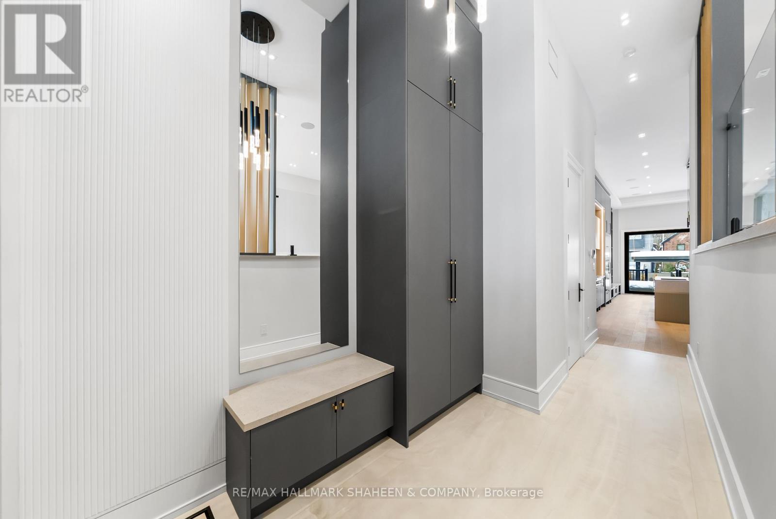 116 Briar Hill Avenue, Toronto, Ontario  M4R 1H9 - Photo 3 - C13047320