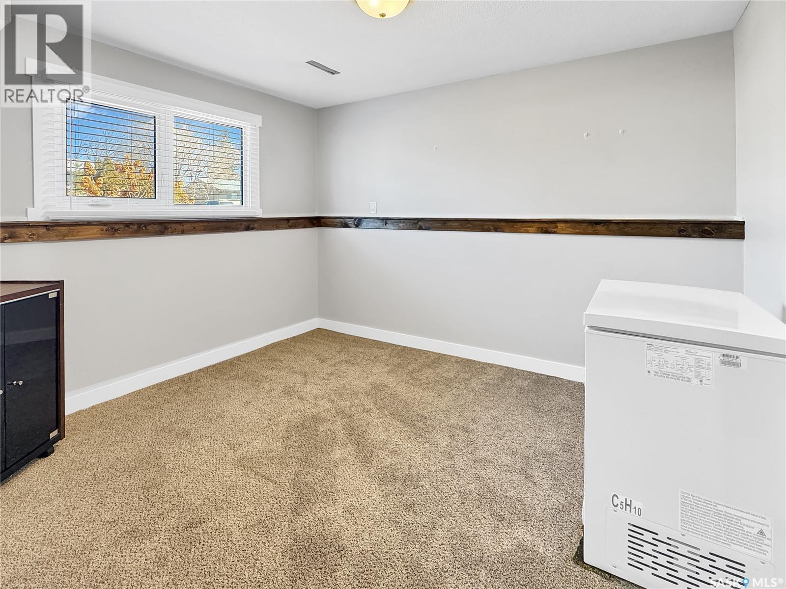 351 33rd Street, Battleford, Saskatchewan  S0M 0E0 - Photo 11 - SK034013