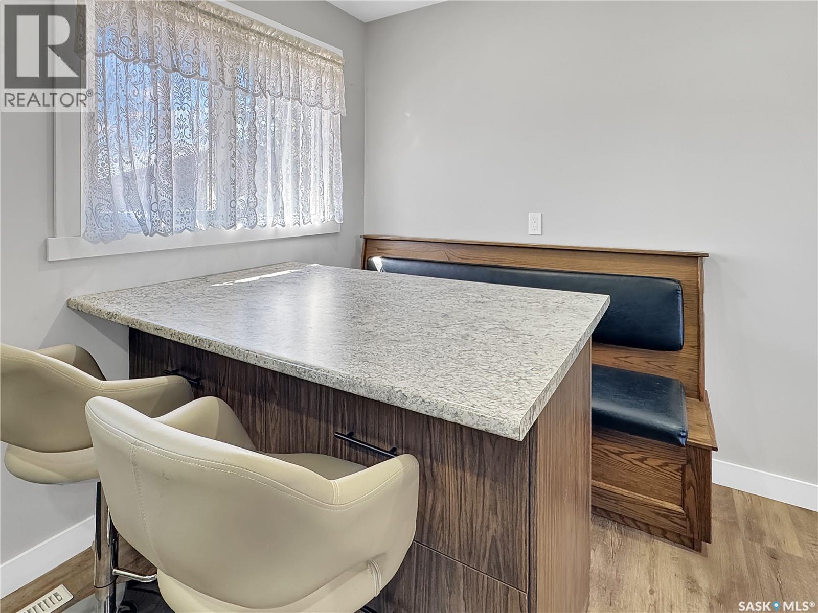 351 33rd Street, Battleford, Saskatchewan  S0M 0E0 - Photo 6 - SK034013