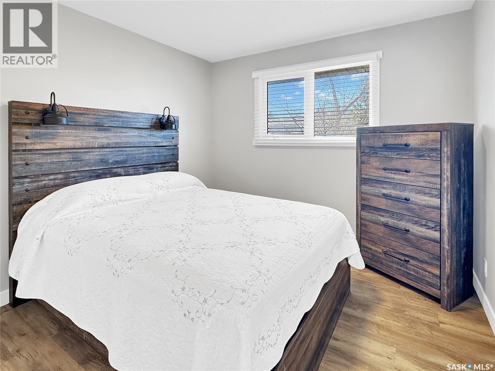 351 33rd Street, Battleford, Saskatchewan  S0M 0E0 - Photo 9 - SK034013