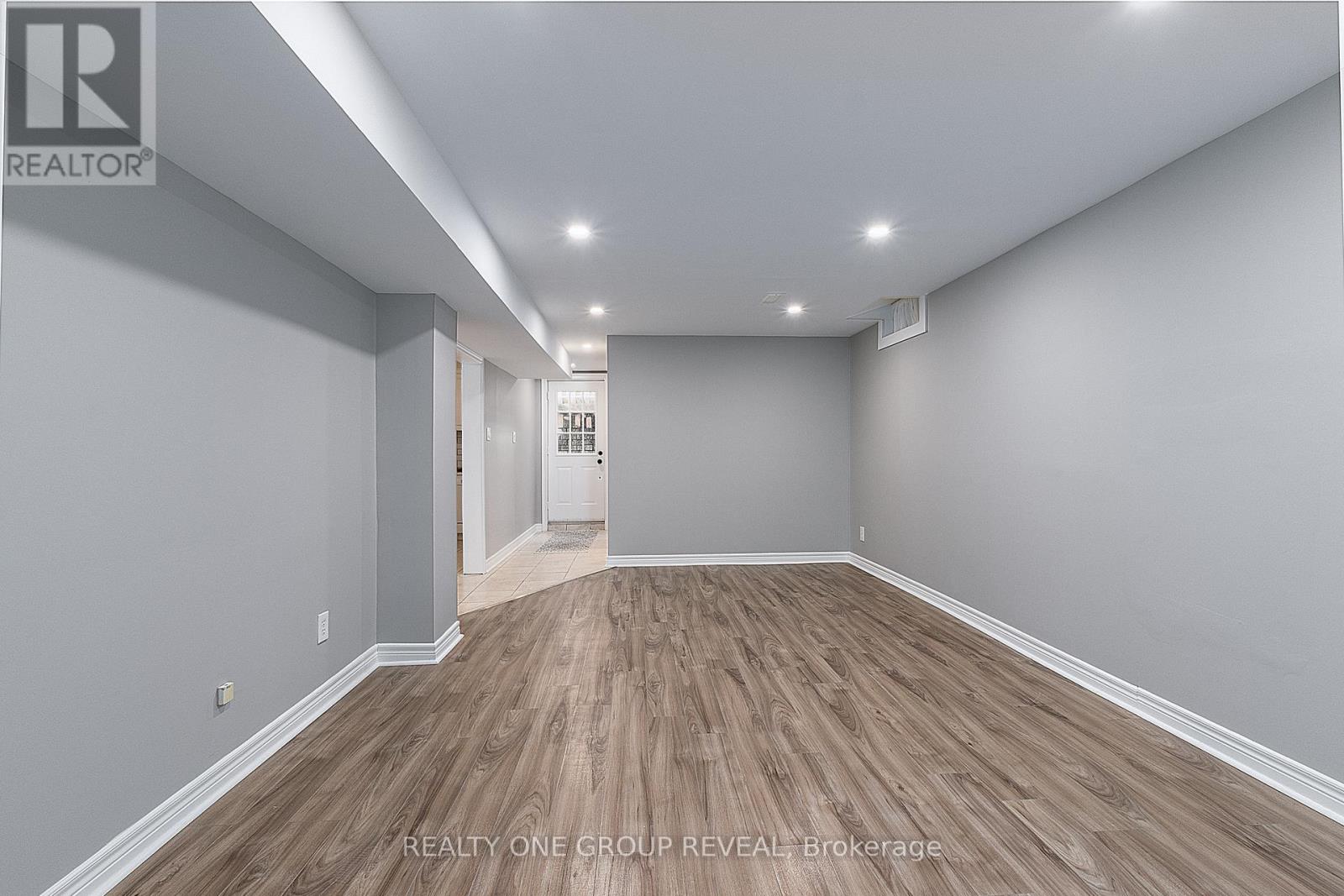 48 Patrick Drive, Whitby, Ontario  L1R 2L2 - Photo 12 - E13047190