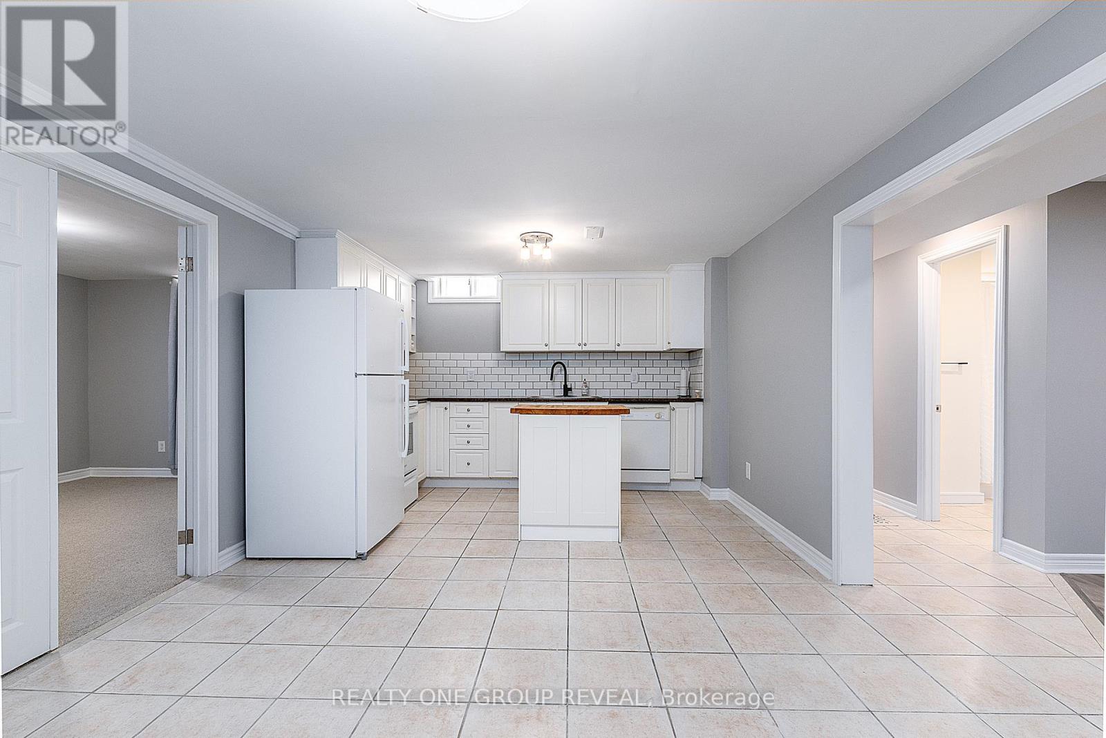 48 Patrick Drive, Whitby, Ontario  L1R 2L2 - Photo 14 - E13047190