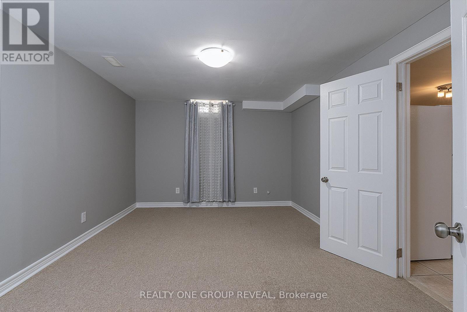 48 Patrick Drive, Whitby, Ontario  L1R 2L2 - Photo 19 - E13047190