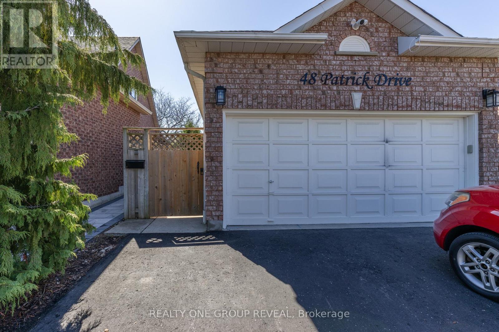 48 Patrick Drive, Whitby, Ontario  L1R 2L2 - Photo 3 - E13047190