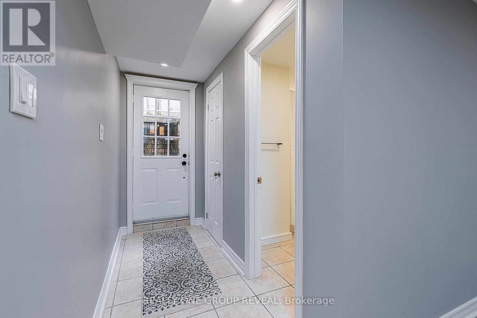 48 Patrick Drive, Whitby, Ontario  L1R 2L2 - Photo 6 - E13047190