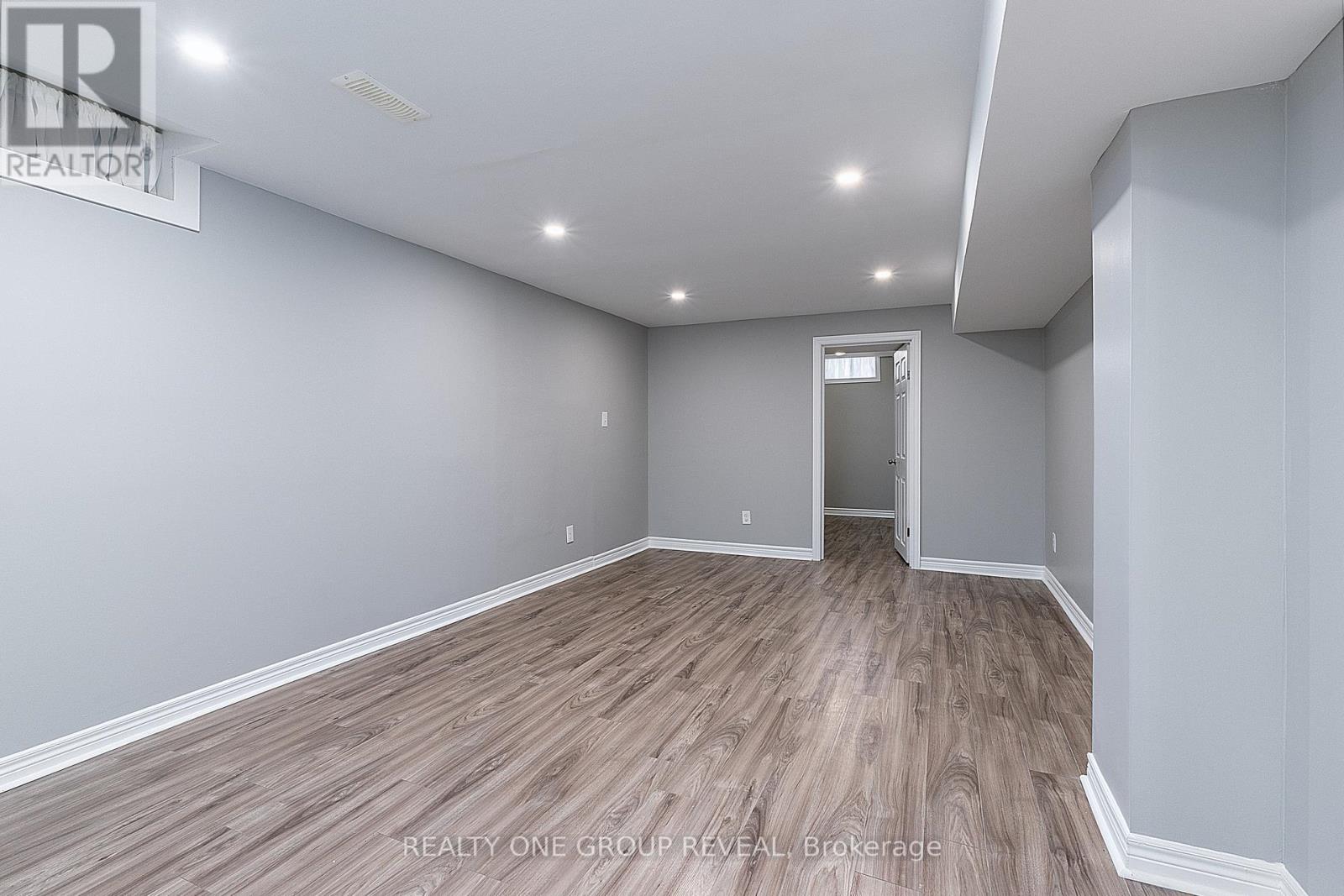 48 Patrick Drive, Whitby, Ontario  L1R 2L2 - Photo 8 - E13047190