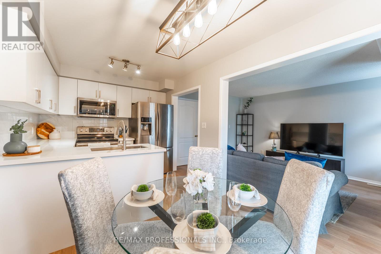 34 Tansley Crescent, Ajax, Ontario  L1Z 1Y5 - Photo 16 - E13047326