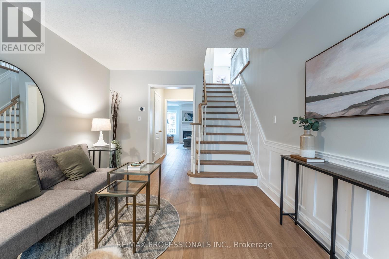 34 Tansley Crescent, Ajax, Ontario  L1Z 1Y5 - Photo 4 - E13047326