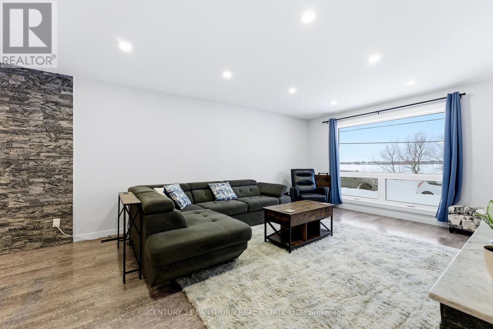 115 Ridley Street, Prince Edward County, Ontario  K8N 4Z1 - Photo 11 - X12774350
