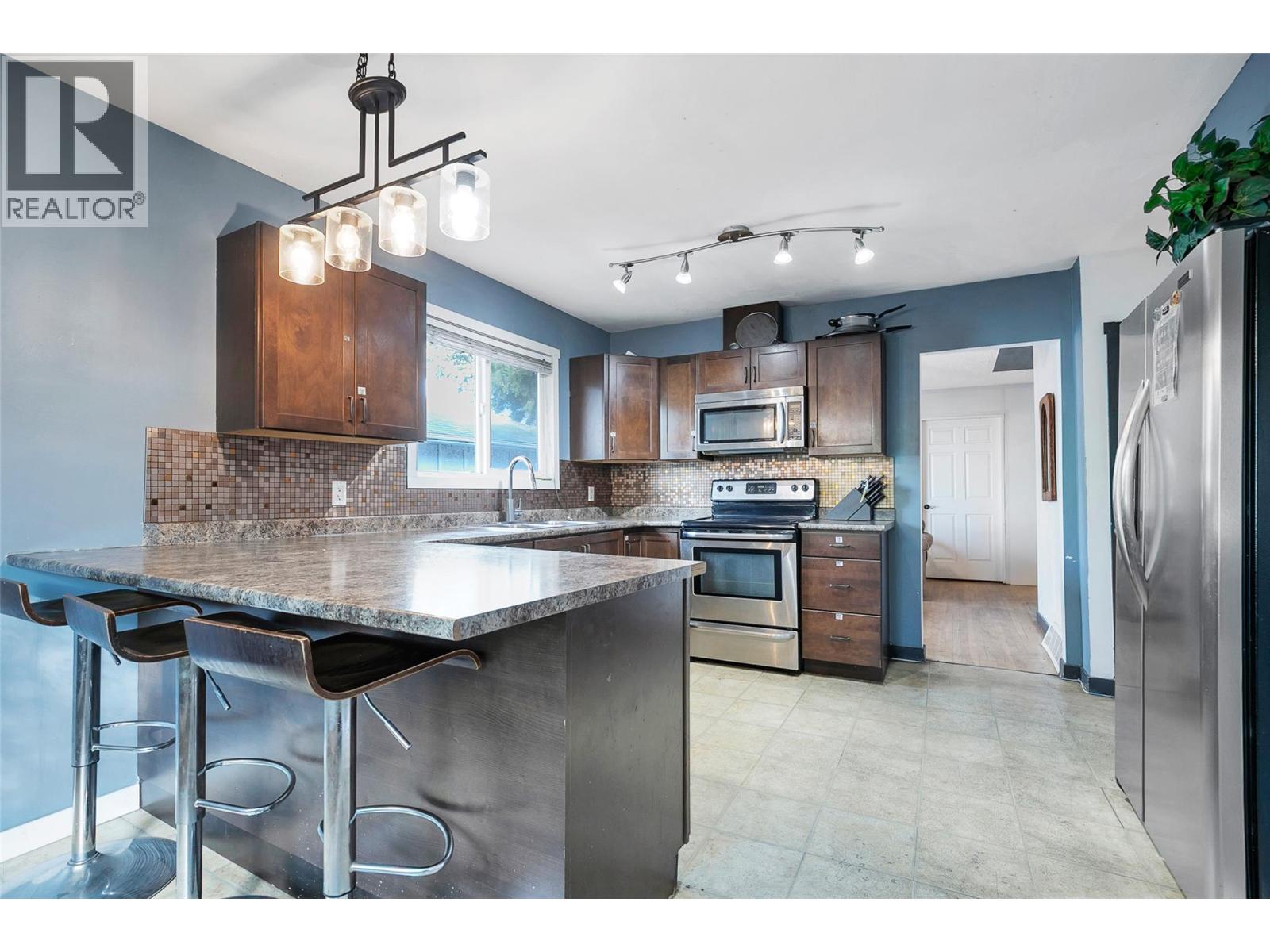 1331 Belaire Avenue, Kelowna, British Columbia  V1Y 6B8 - Photo 10 - 10384837