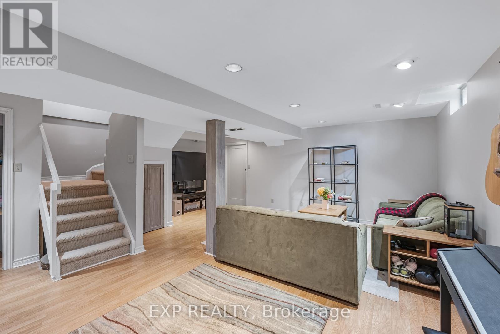 11 Kingsgate Crescent, East Gwillimbury (Mt Albert), Ontario  L0G 1M0 - Photo 23 - N13047238