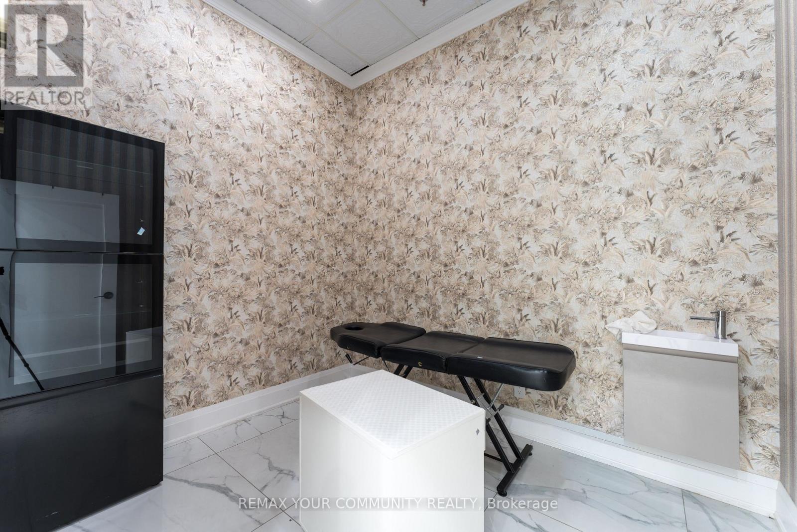 218 - 9737 Yonge Street, Richmond Hill (Harding), Ontario  L4C 8S7 - Photo 17 - N13047292