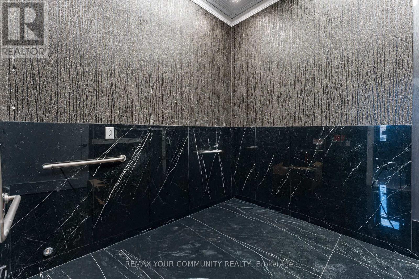 218 - 9737 Yonge Street, Richmond Hill (Harding), Ontario  L4C 8S7 - Photo 22 - N13047292